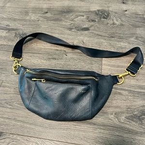 Fawn design Fawny pack